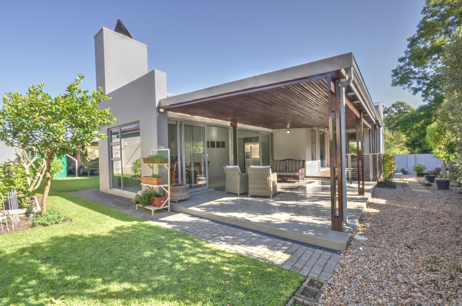 4 Bedroom Property for Sale in Earls Court Lifestyle Estate Western Cape